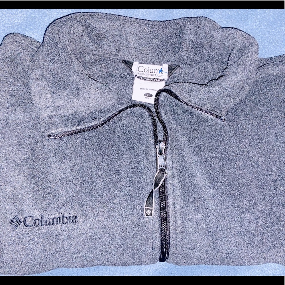 Fleece Jacket-Like New; Grey Columbia. Sz: Lg